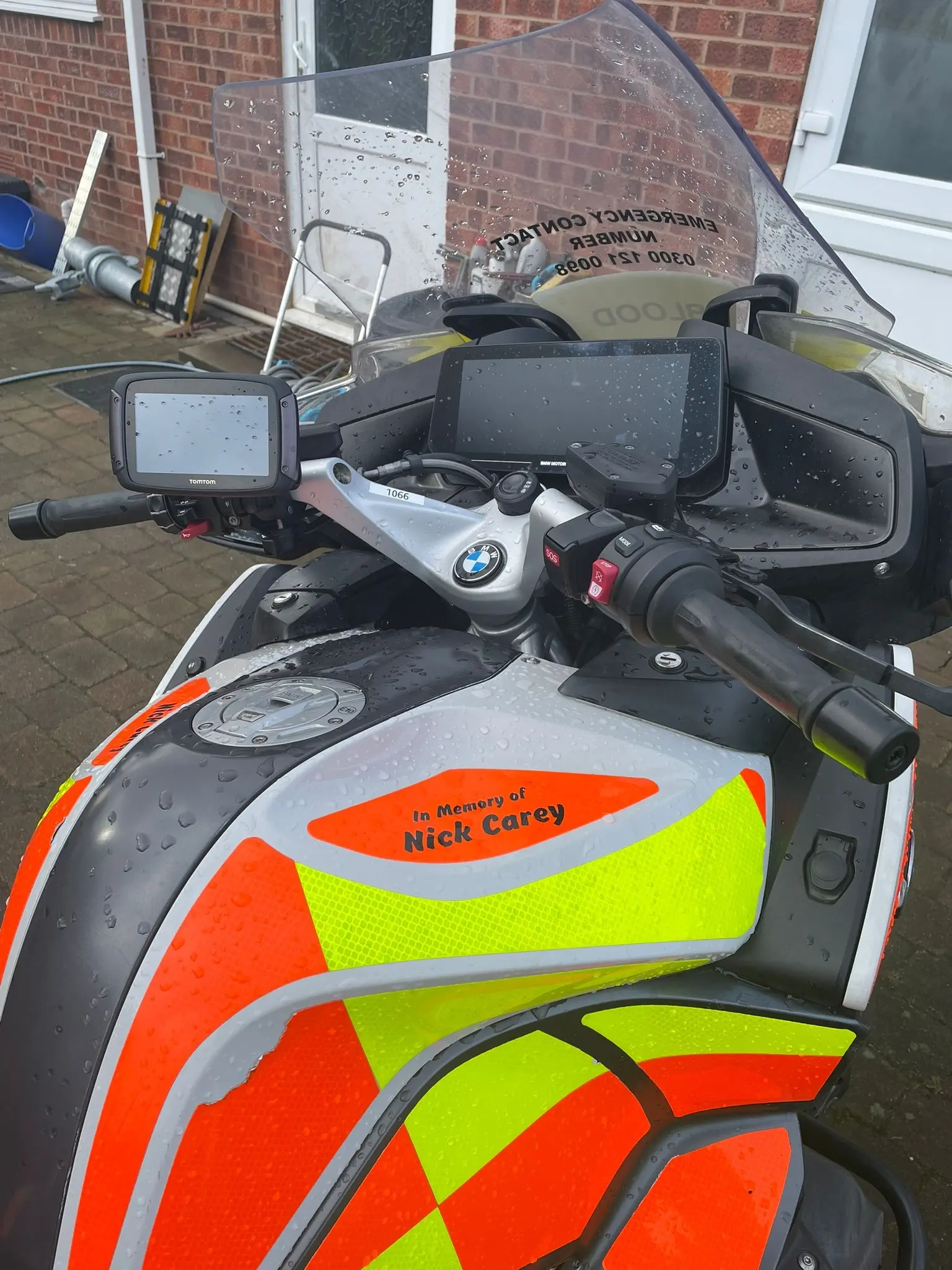 Warwickshire and Solihull Blood Bikes (WSBB) would like to thank Warwickshire Royal Arch Freemasons sincerely for their donation of £900.00 to support the purchase of the fleet sat navs.