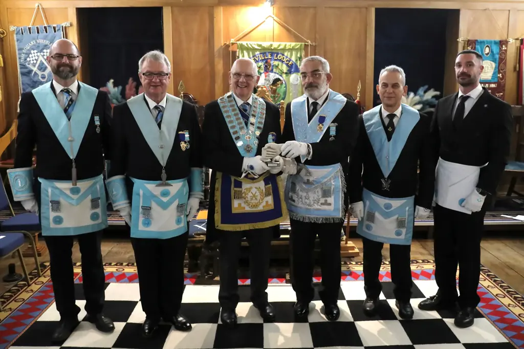 History may suggest that one should beware of Greeks bearing gifts. For the brethren of Greville Lodge, nothing could be further from the truth as was witnessed at their recent, very special meeting.